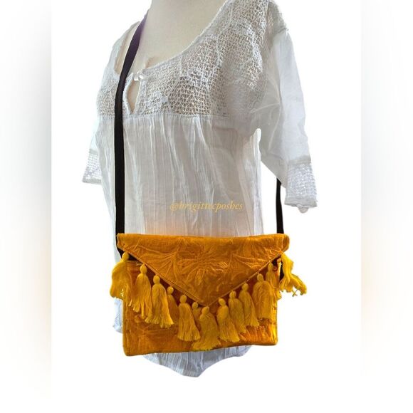 HANDMADE Mexican Embroidered Crossbody Bag - Picture 11 of 11